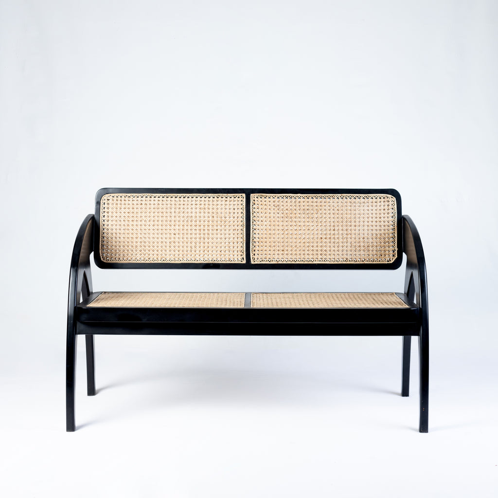 Aara Tangu Loveseat.
