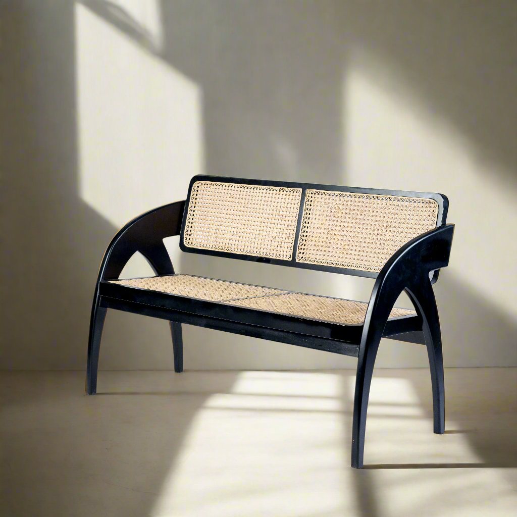 Aara Tangu Loveseat.